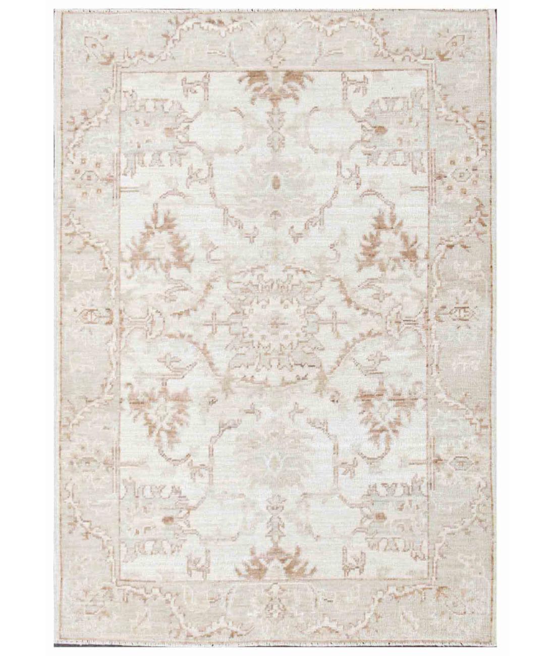 Hand Knotted Oushak Wool Rug - 4'2'' x 6'0'' 4' 2" X 6' 0" ( 127 X 183 ) / Ivory / Pink