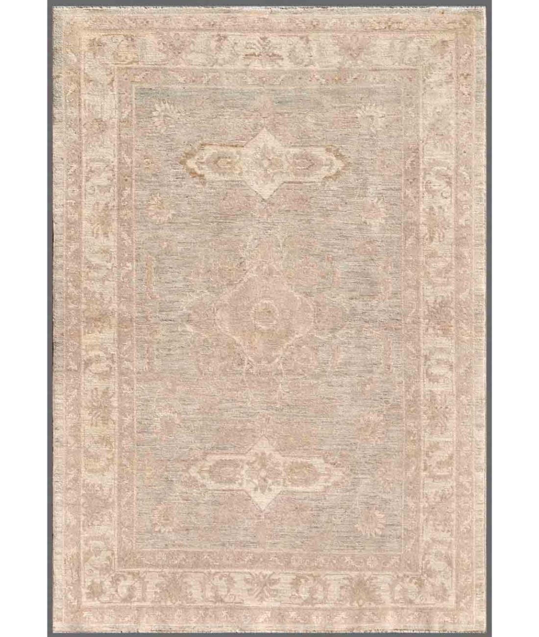 Hand Knotted Fine Serenity Wool Rug - 3'11'' x 5'8'' 3' 11" X 5' 8" ( 119 X 173 ) / Grey / Ivory