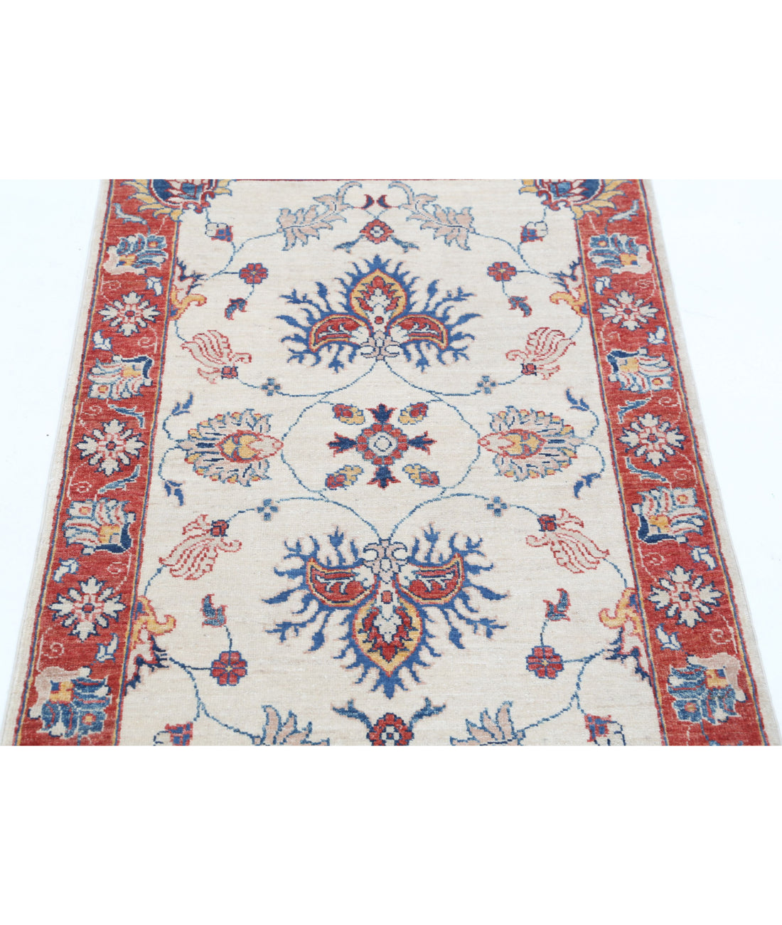 Ziegler 2'8'' X 4'2'' Hand-Knotted Wool Rug 2'8'' x 4'2'' (80 X 125) / Ivory / Red
