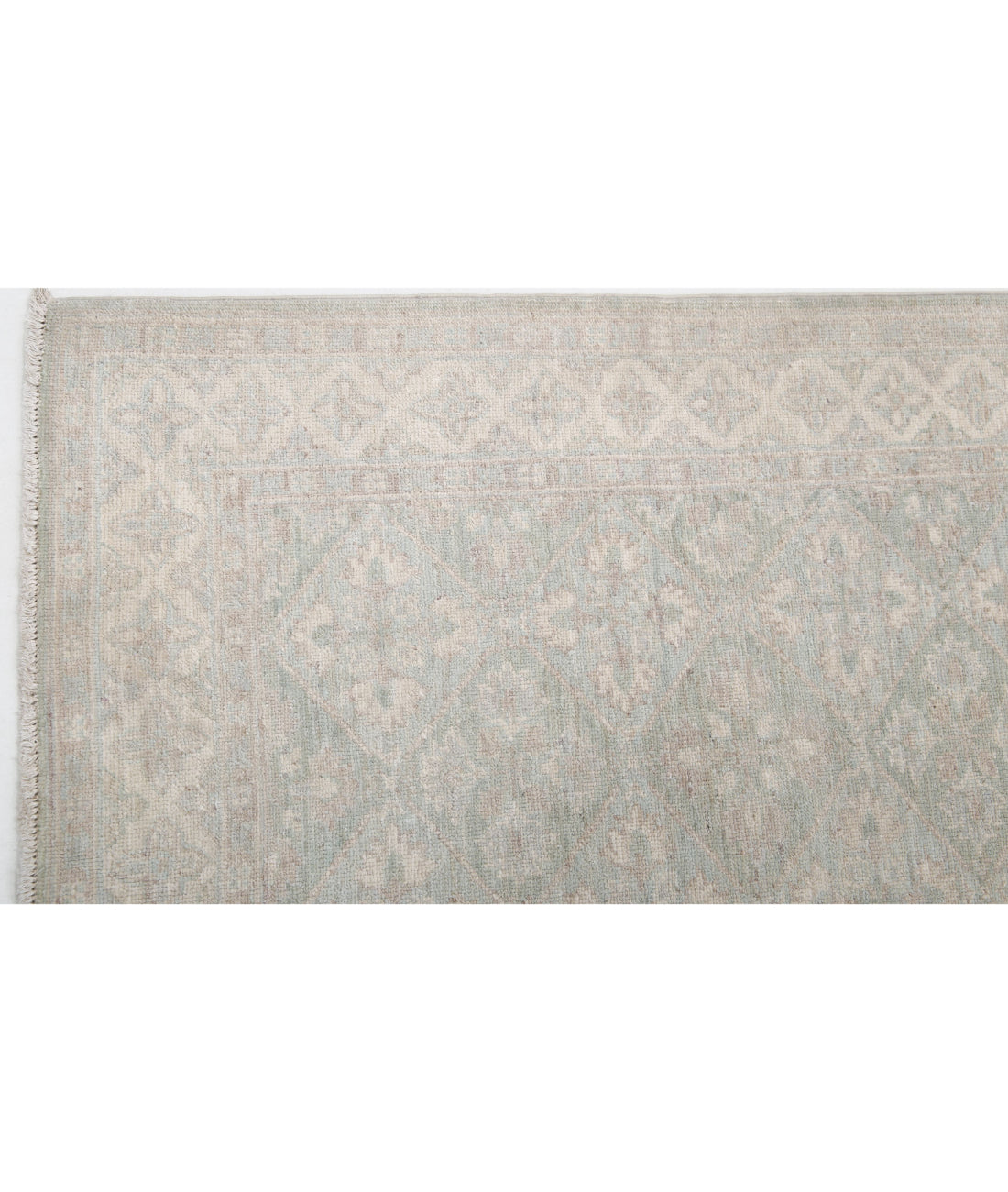 Serenity 2'8'' X 8'0'' Hand-Knotted Wool Rug 2'8'' x 8'0'' (80 X 240) / Green / Ivory