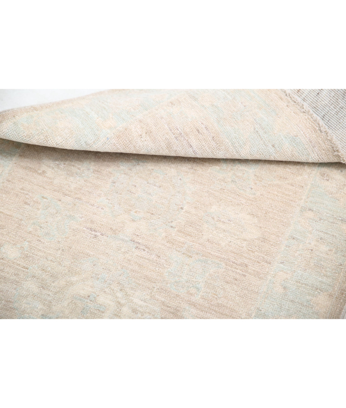 Serenity 2'3'' X 3'1'' Hand-Knotted Wool Rug 2'3'' x 3'1'' (68 X 93) / Brown / Grey