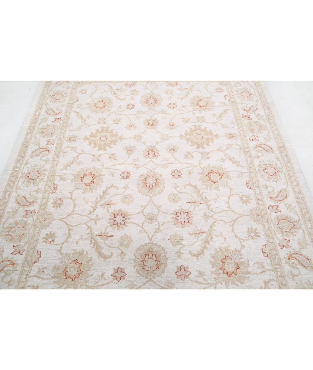 Serenity 5'8'' X 7'6'' Hand-Knotted Wool Rug 5'8'' x 7'6'' (170 X 225) / Ivory / Ivory