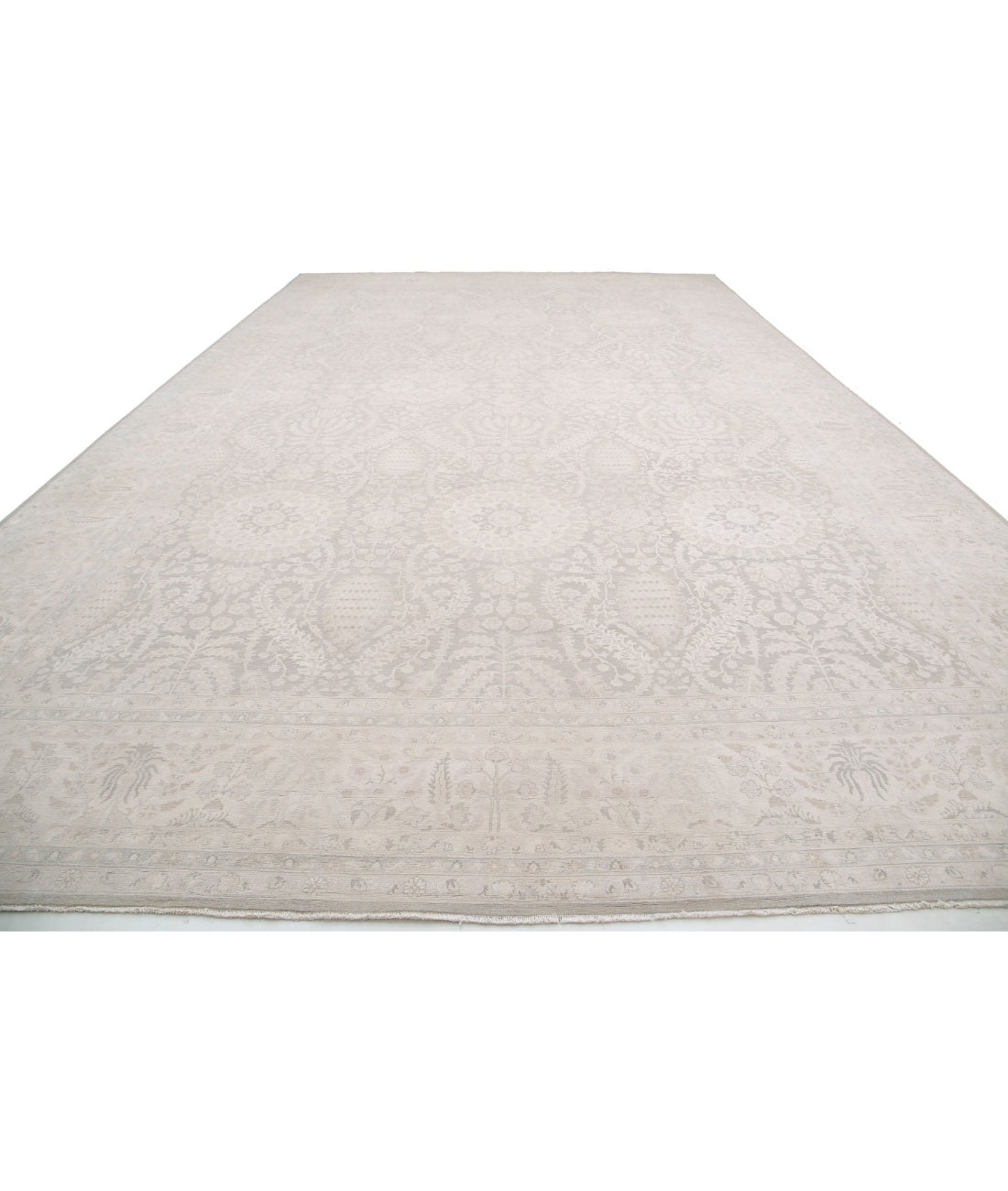 Ariana 13'8'' X 21'3'' Hand-Knotted Wool Rug 13'8'' x 21'3'' (410 X 638) / Grey / Ivory