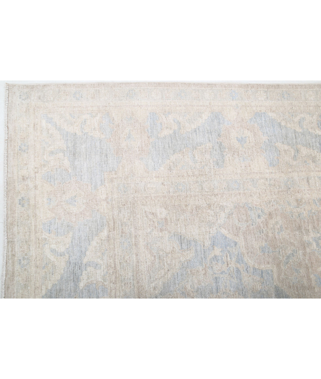 Ariana 7'11'' X 10'0'' Hand-Knotted Wool Rug 7'11'' x 10'0'' (238 X 300) / Ivory / Blue