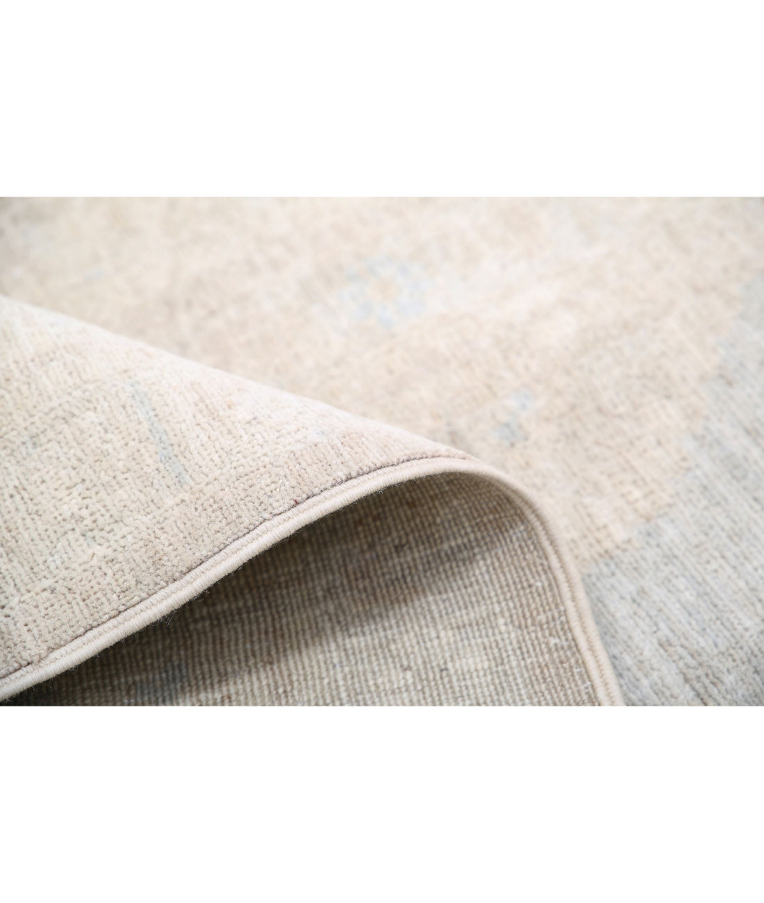 Ariana 7'11'' X 10'0'' Hand-Knotted Wool Rug 7'11'' x 10'0'' (238 X 300) / Ivory / Blue