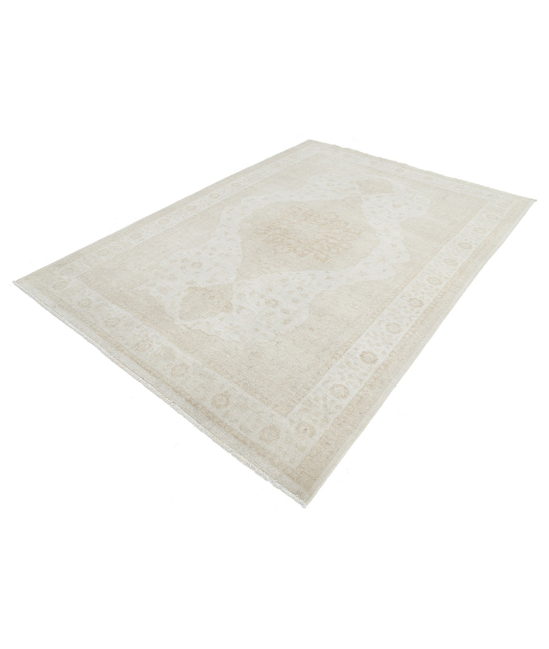 Ariana 6'6'' X 9'6'' Hand-Knotted Wool Rug 6'6'' x 9'6'' (195 X 285) / Ivory / Ivory