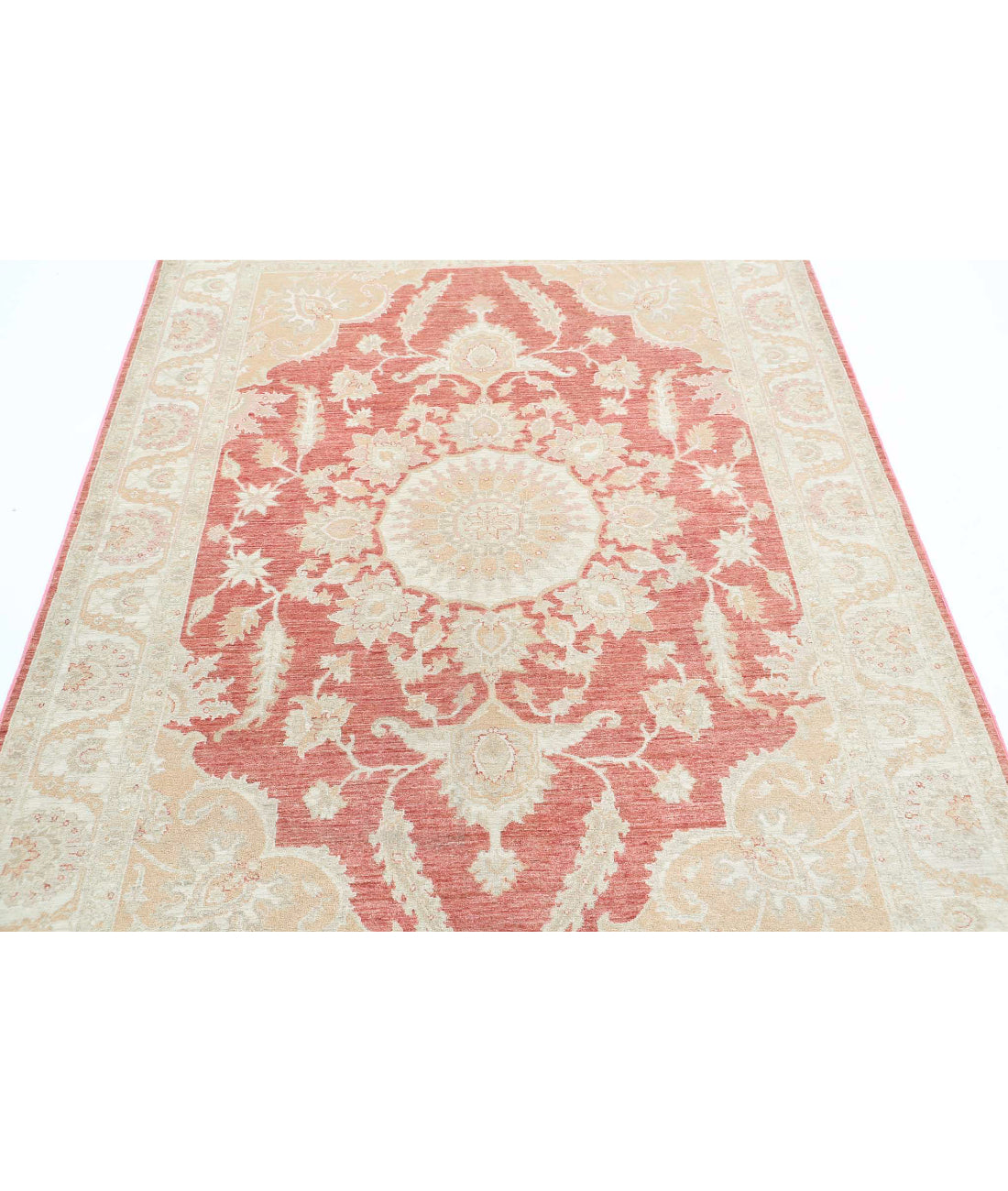 Ariana 4'11'' X 6'7'' Hand-Knotted Wool Rug 4'11'' x 6'7'' (148 X 198) / Pink / Ivory