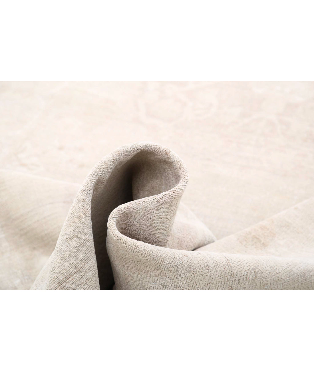 Ariana 4'1'' X 14'3'' Hand-Knotted Wool Rug 4'1'' x 14'3'' (123 X 428) / Lilac / Taupe