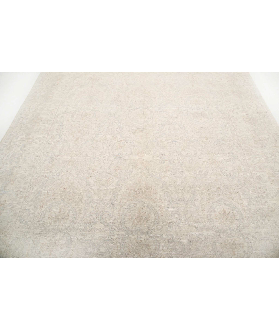 Ariana 8'2'' X 10'1'' Hand-Knotted Wool Rug 8'2'' x 10'1'' (245 X 303) / Ivory / Grey