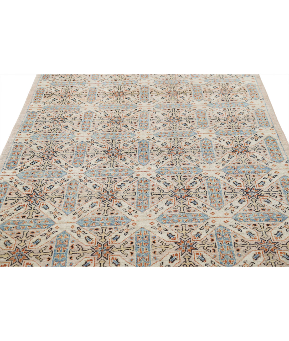 Artemix 4'10'' X 9'4'' Hand-Knotted Wool Rug 4'10'' x 9'4'' (145 X 280) / Ivory / Blue