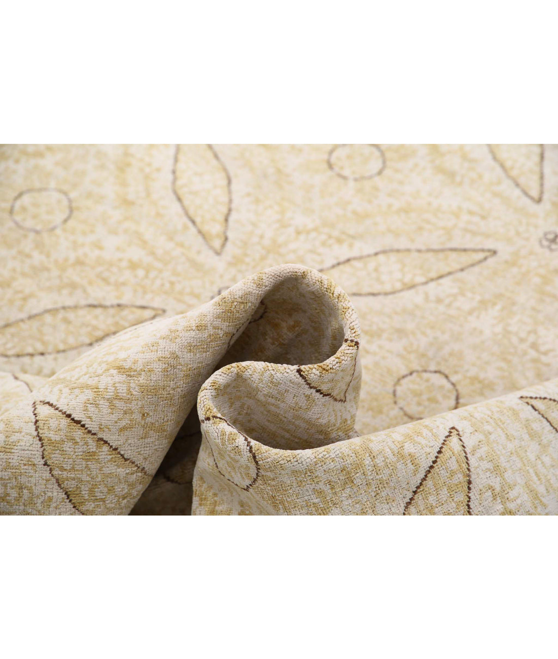 Artemix 8'1'' X 9'8'' Hand-Knotted Wool Rug 8'1'' x 9'8'' (243 X 290) / Gold / Ivory