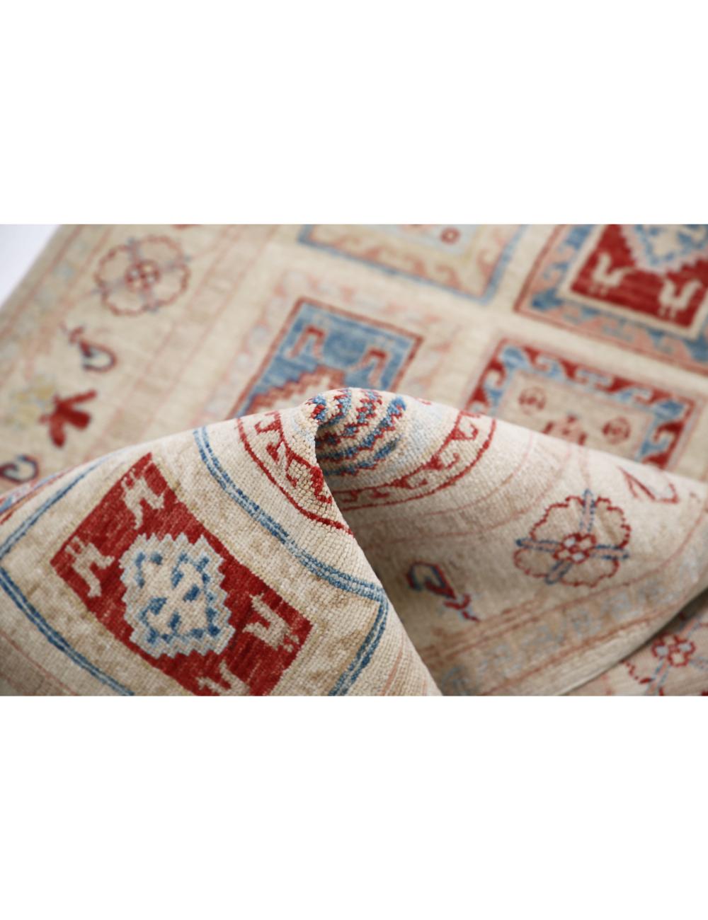 Bakhtiari 2' 6" X 7' 1" Hand-Knotted Wool Rug 2' 6" X 7' 1" (76 X 216) / Ivory / Red