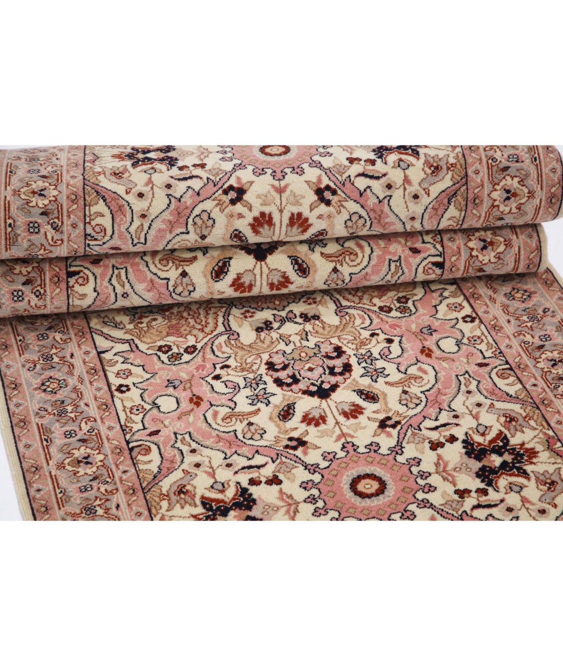 Heritage 2'9'' X 13'1'' Hand-Knotted Wool Rug 2'9'' x 13'1'' (83 X 393) / Ivory / Grey