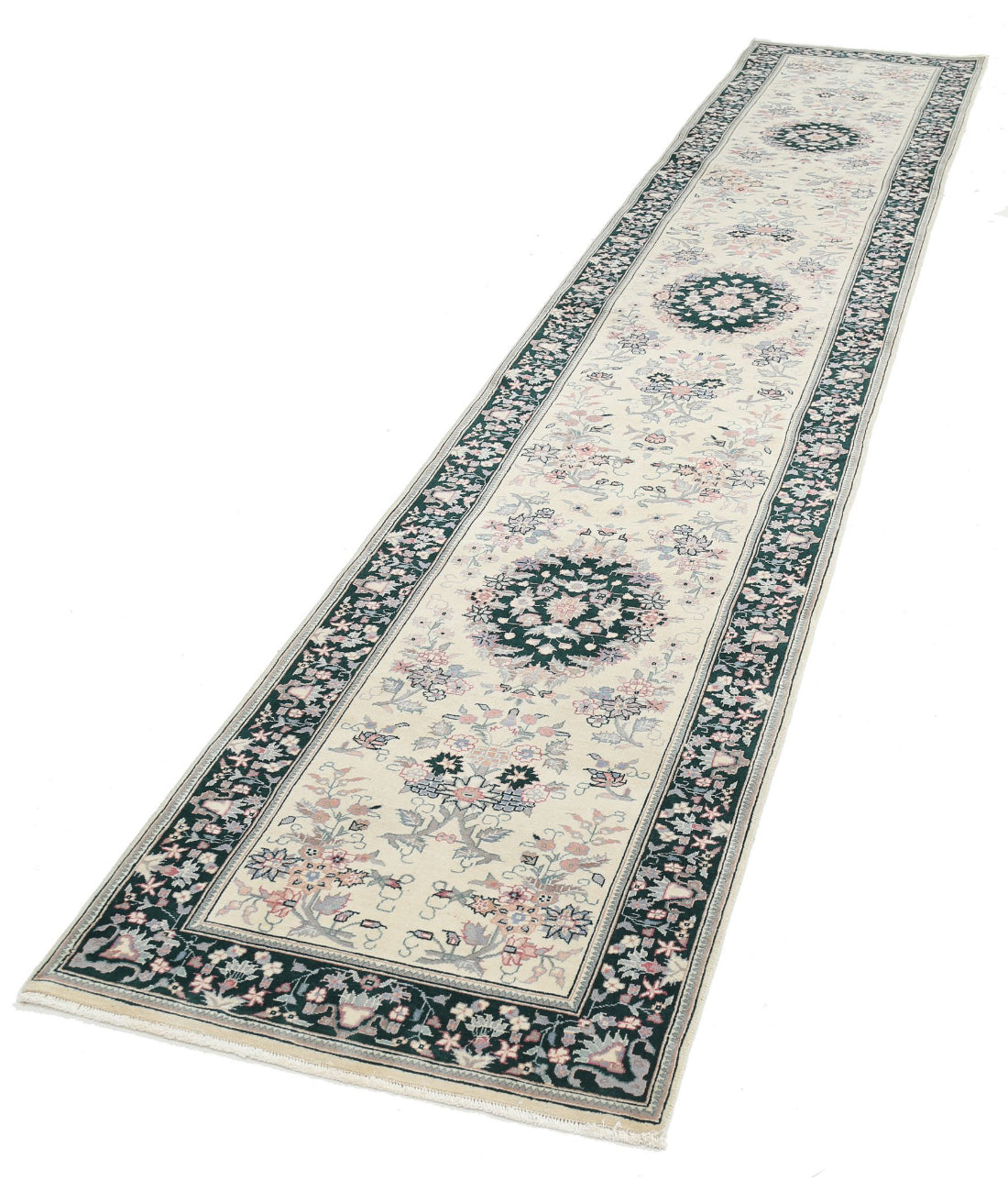 Heritage 2'6'' X 13'7'' Hand-Knotted Wool Rug 2'6'' x 13'7'' (75 X 408) / Ivory / Green
