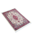 Heritage 2'1'' X 3'1'' Hand-Knotted Wool Rug 2'1'' x 3'1'' (63 X 93) / Ivory / Red