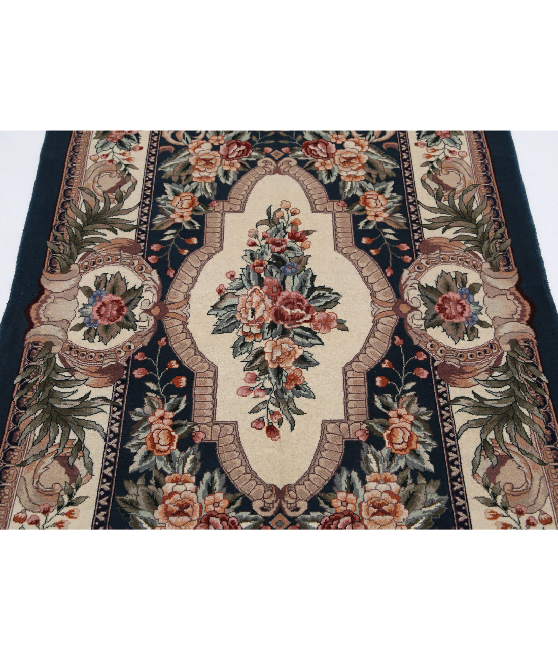 Heritage 3'10'' X 5'9'' Hand-Knotted Wool Rug 3'10'' x 5'9'' (115 X 173) / Green / Ivory