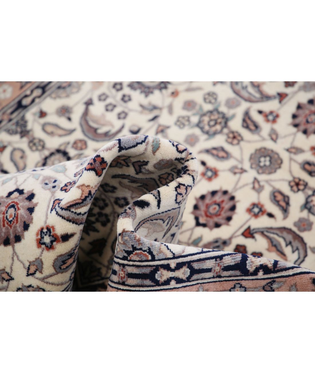 Heritage 4'2'' X 6'1'' Hand-Knotted Wool Rug 4'2'' x 6'1'' (125 X 183) / Ivory / Pink