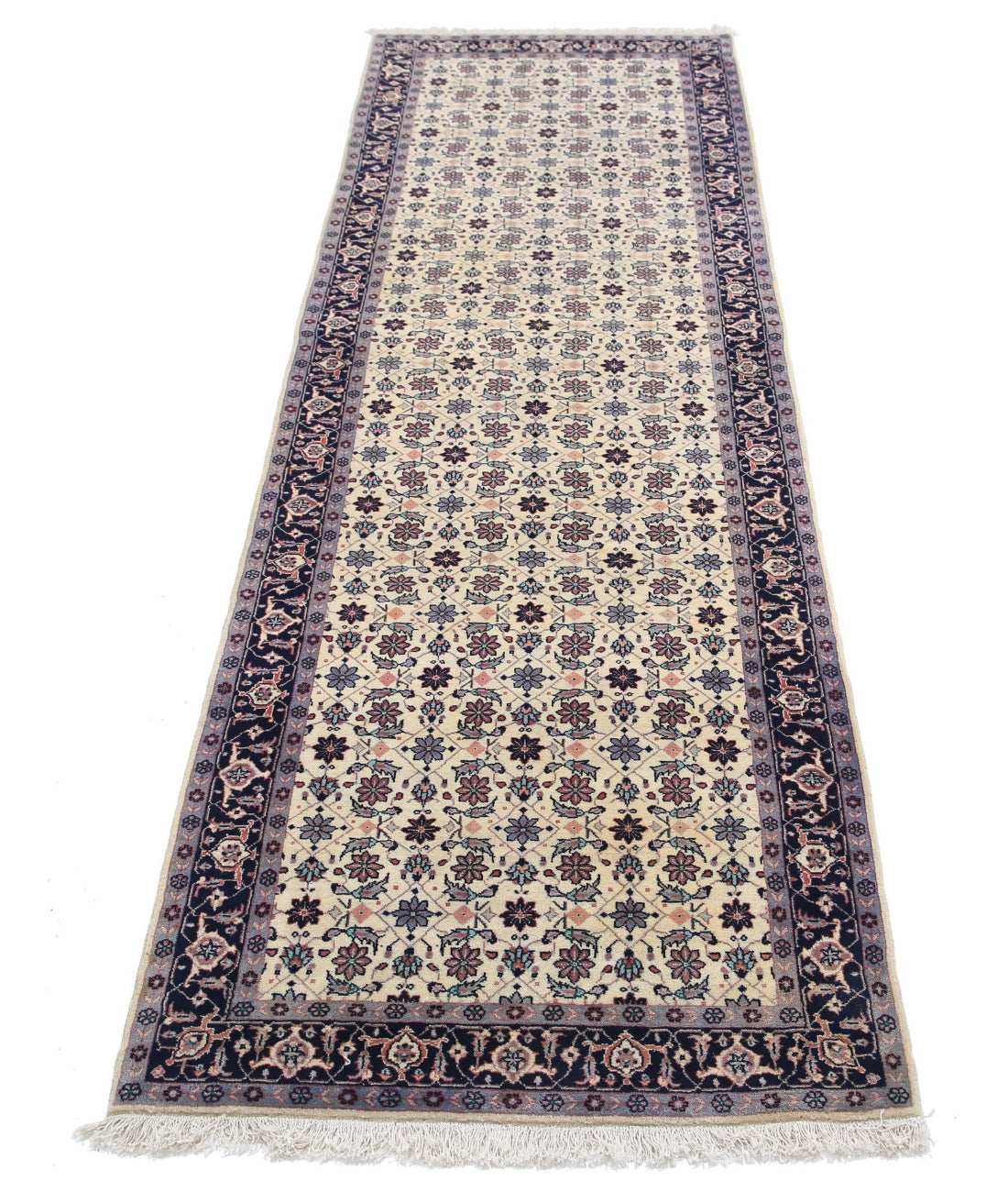 Heritage 2'7'' X 7'11'' Hand-Knotted Wool Rug 2'7'' x 7'11'' (78 X 238) / Ivory / Blue