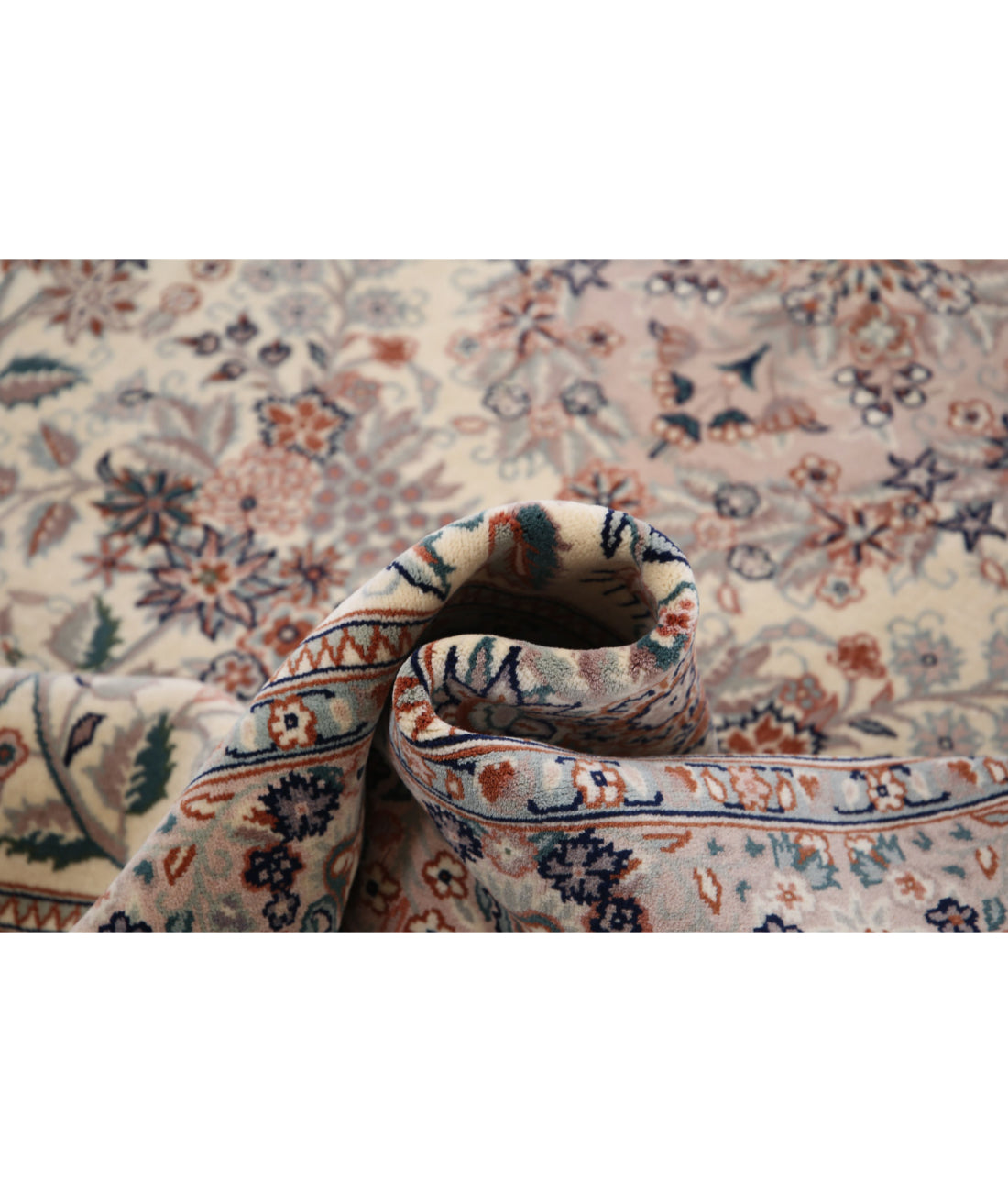 Heritage 6'1'' X 9'2'' Hand-Knotted Wool Rug 6'1'' x 9'2'' (183 X 275) / Ivory / Grey