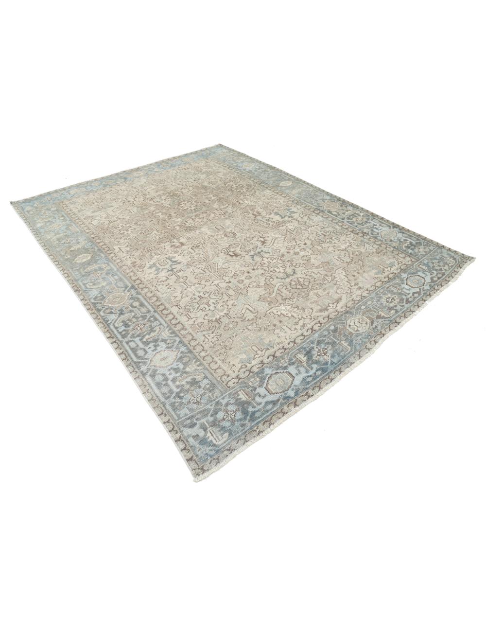 Heriz 7' 0" X 8' 11" Hand-Knotted Wool Rug 7' 0" X 8' 11" (213 X 272) / Taupe / Grey