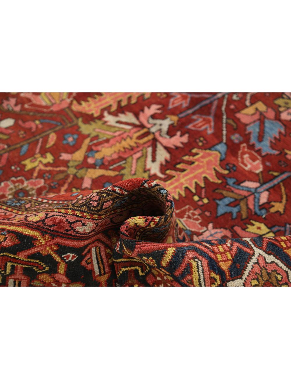 Heriz 8' 4" X 11' 1" Hand-Knotted Wool Rug 8' 4" X 11' 1" (254 X 338) / Rust / Blue