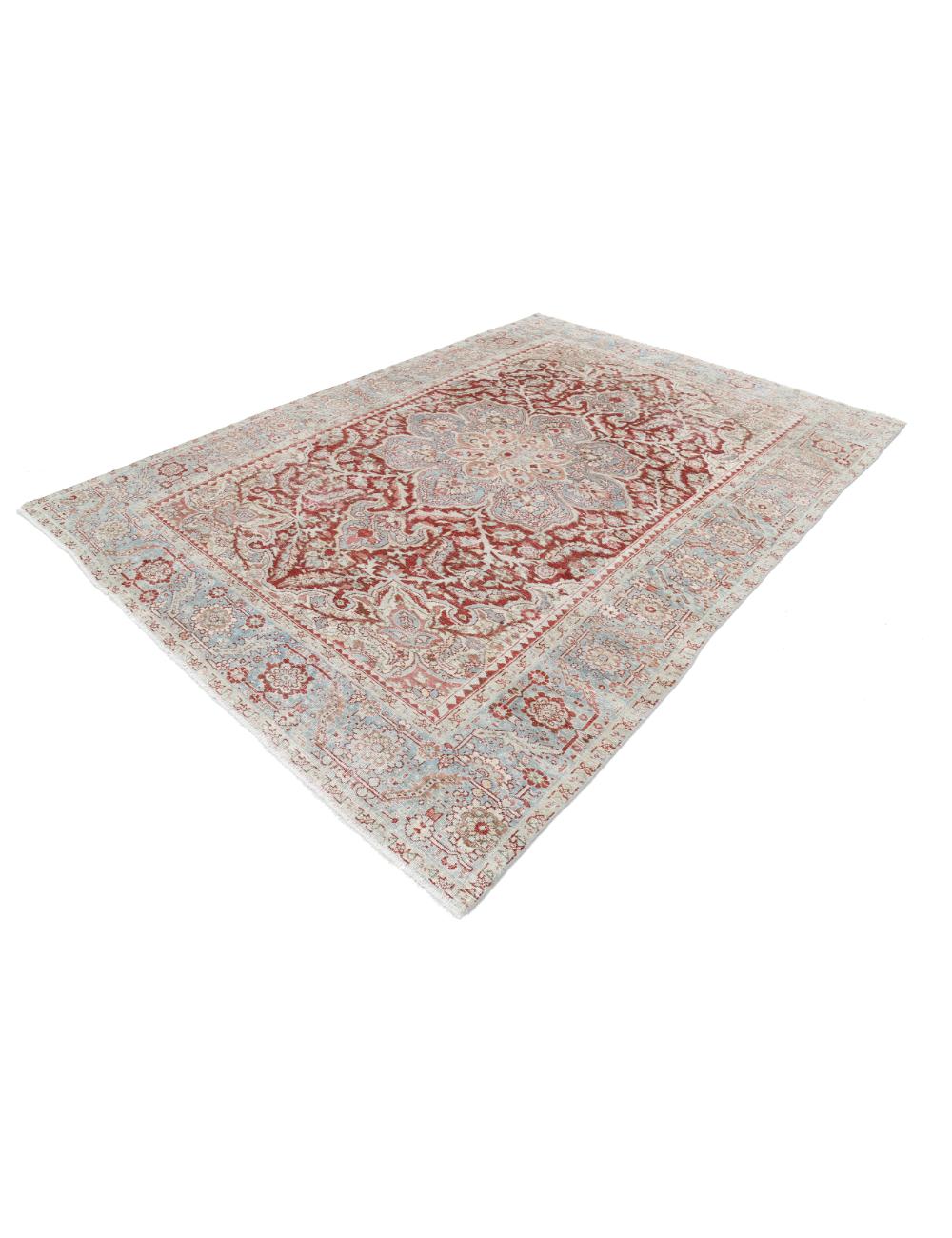 Heriz 7' 10" X 10' 10" Hand-Knotted Wool Rug 7' 10" X 10' 10" (239 X 330) / Red / Blue