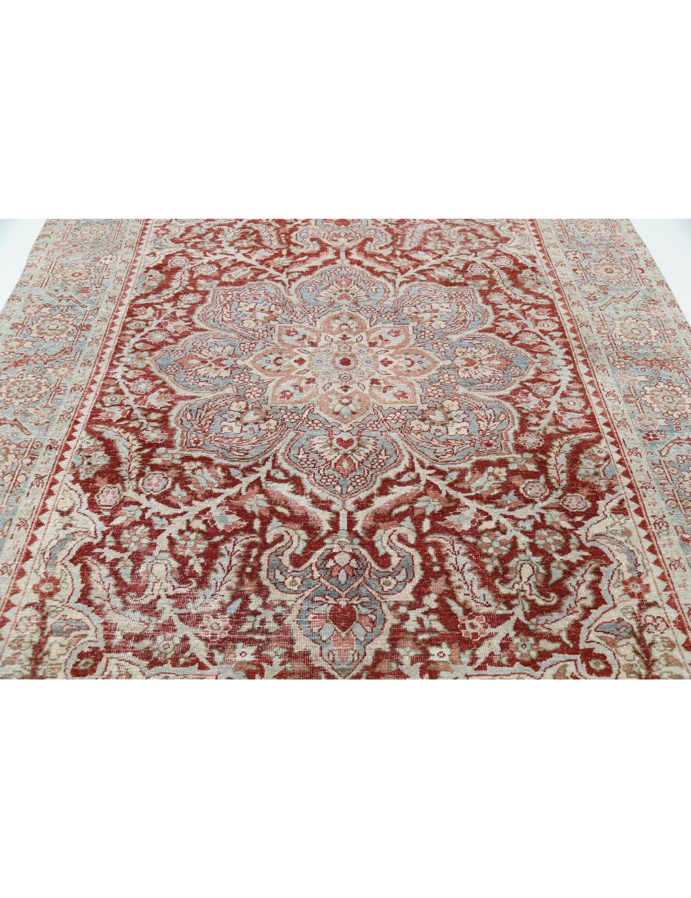 Heriz 7' 10" X 10' 10" Hand-Knotted Wool Rug 7' 10" X 10' 10" (239 X 330) / Red / Blue