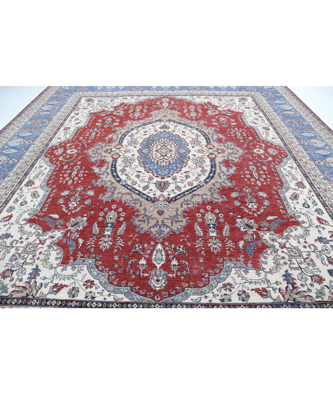 Heriz 14'0'' X 15'7'' Hand-Knotted Wool Rug 14'0'' x 15'7'' (420 X 468) / Red / Blue