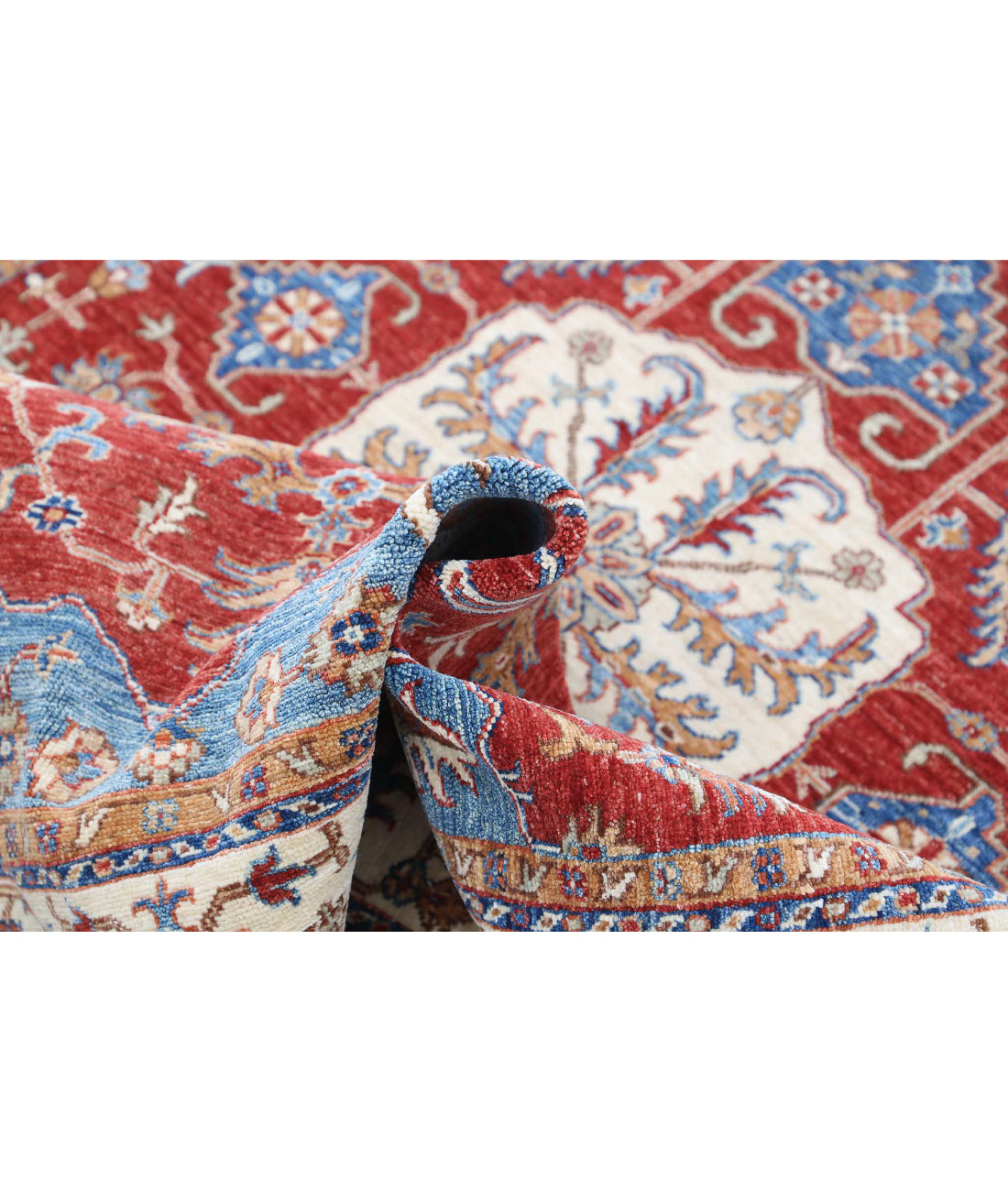Heriz 4'9'' X 6'5'' Hand-Knotted Wool Rug 4'9'' x 6'5'' (143 X 193) / Red / Ivory