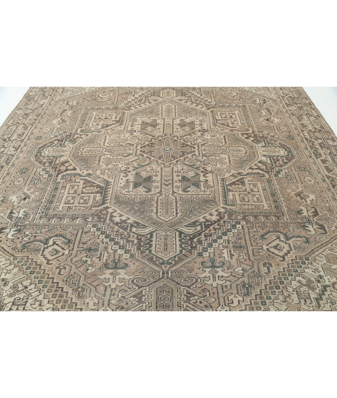 Heriz 9'4'' X 12'8'' Hand-Knotted Wool Rug 9'4'' x 12'8'' (280 X 380) / Taupe / Grey