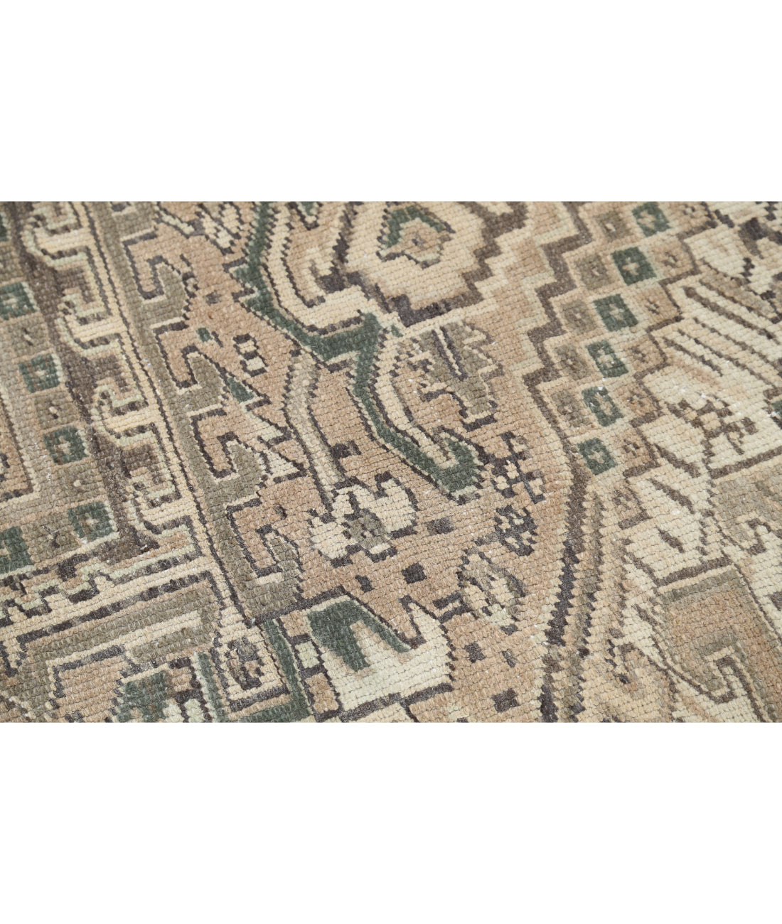 Heriz 9'4'' X 12'8'' Hand-Knotted Wool Rug 9'4'' x 12'8'' (280 X 380) / Taupe / Grey