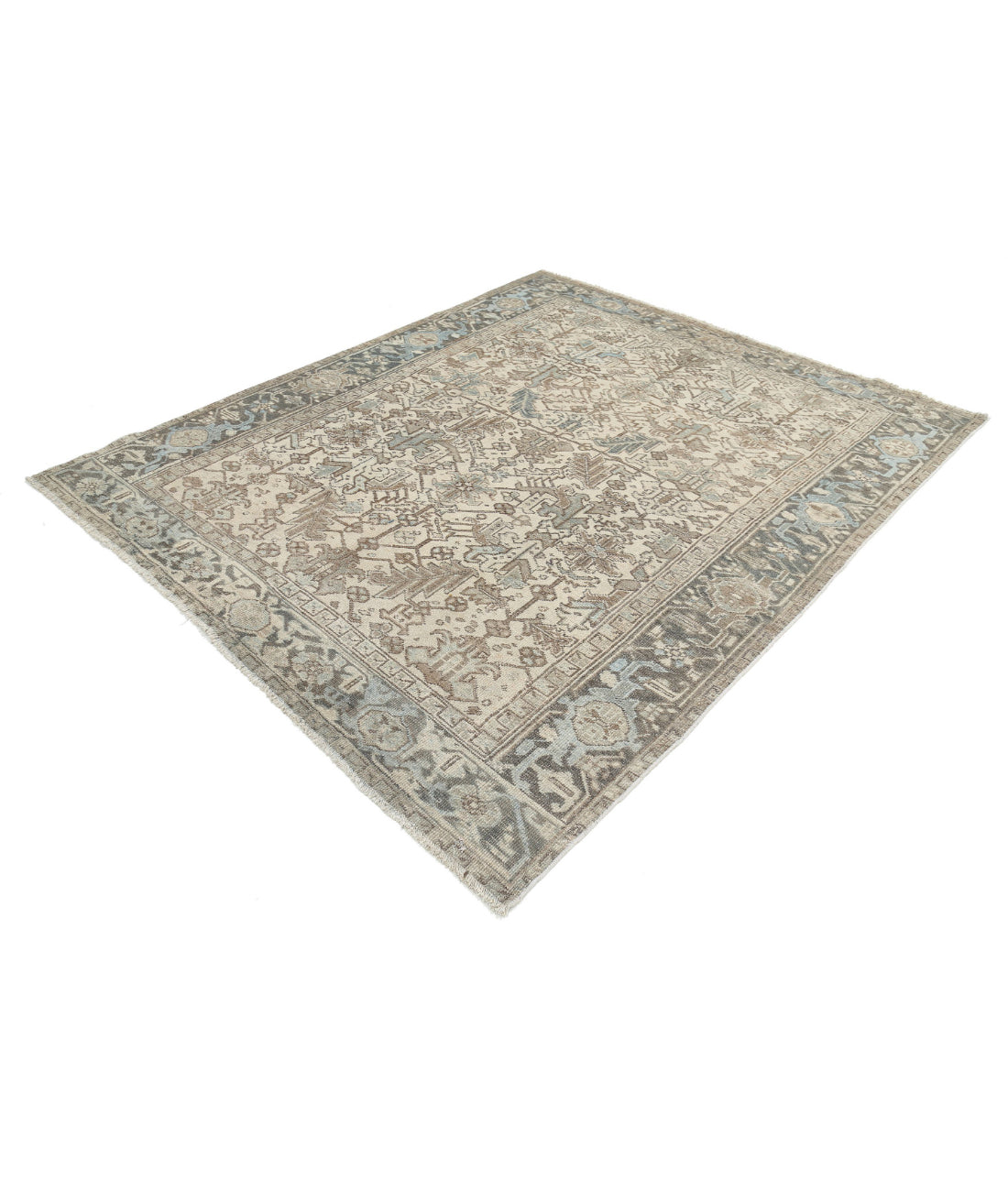 Heriz 6'10'' X 8'4'' Hand-Knotted Wool Rug 6'10'' x 8'4'' (205 X 250) / Ivory / Grey