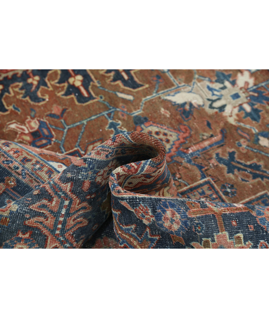 Heriz 10'6'' X 12'6'' Hand-Knotted Wool Rug 10'6'' x 12'6'' (315 X 375) / Tan / Blue