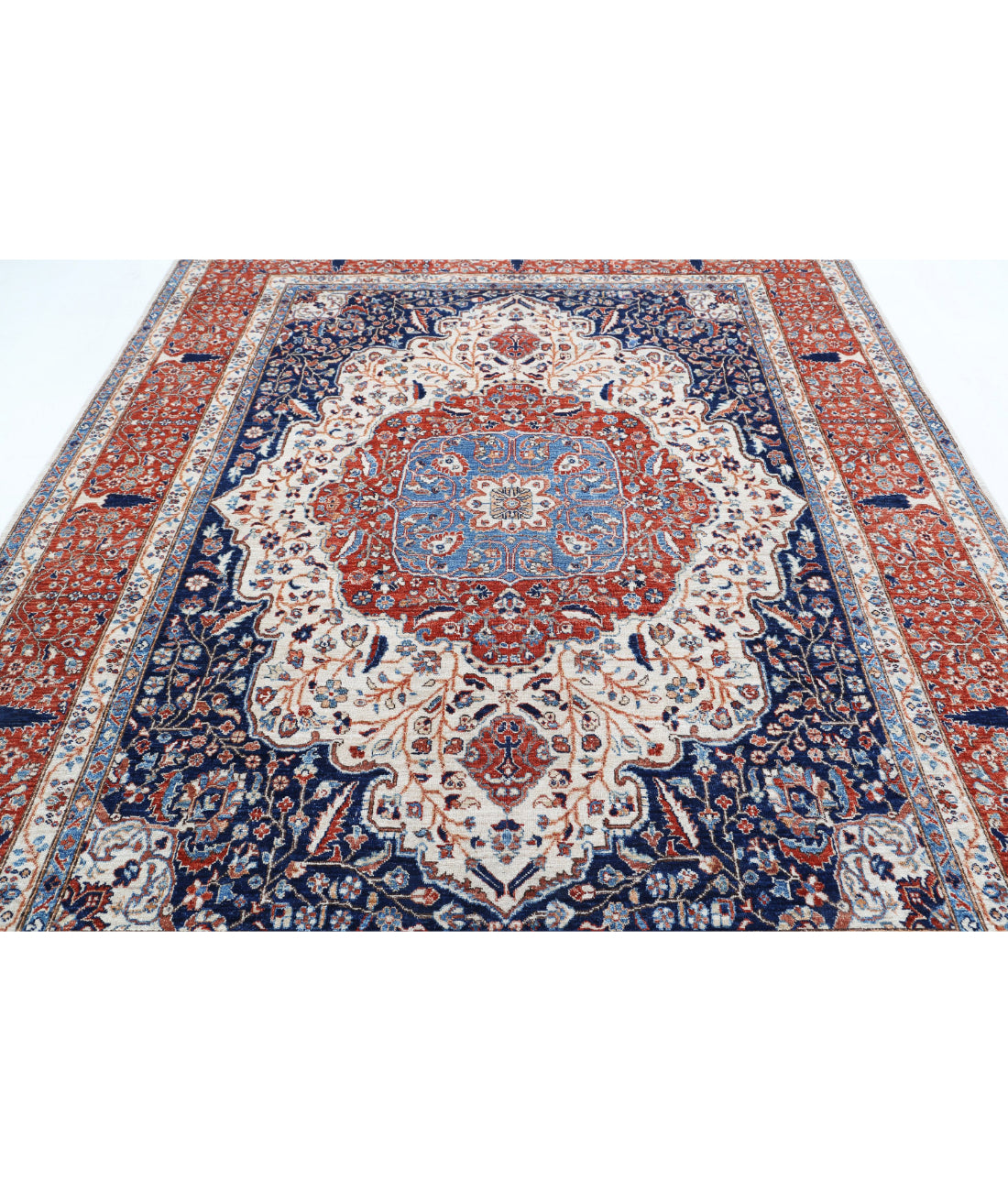 Heriz 7'10'' X 9'5'' Hand-Knotted Wool Rug 7'10'' x 9'5'' (235 X 283) / Ivory / Rust