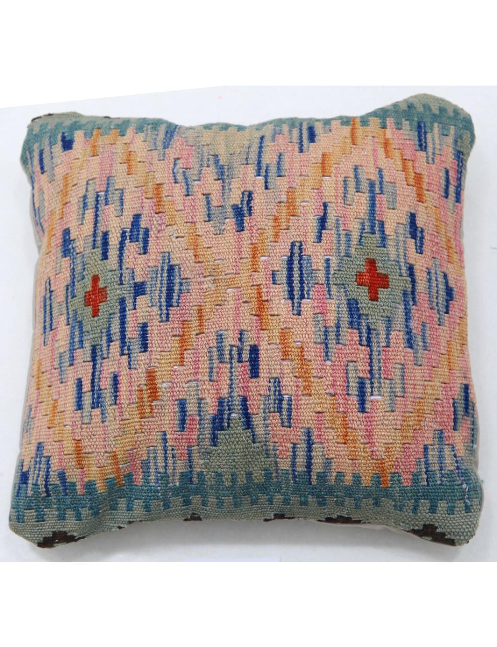 Pillows 1' 5" X 1' 5" Hand-Woven Wool Pillow 1' 5" X 1' 5" (43 X 43) / Multi / Multi