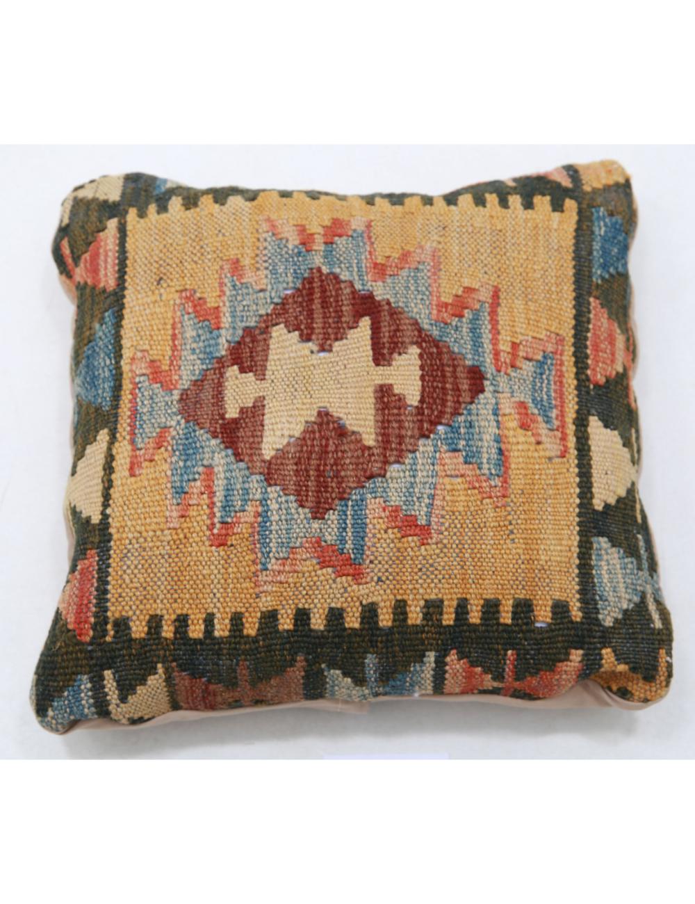 Pillows 1' 5" X 1' 5" Hand-Woven Wool Pillow 1' 5" X 1' 5" (43 X 43) / Multi / Multi