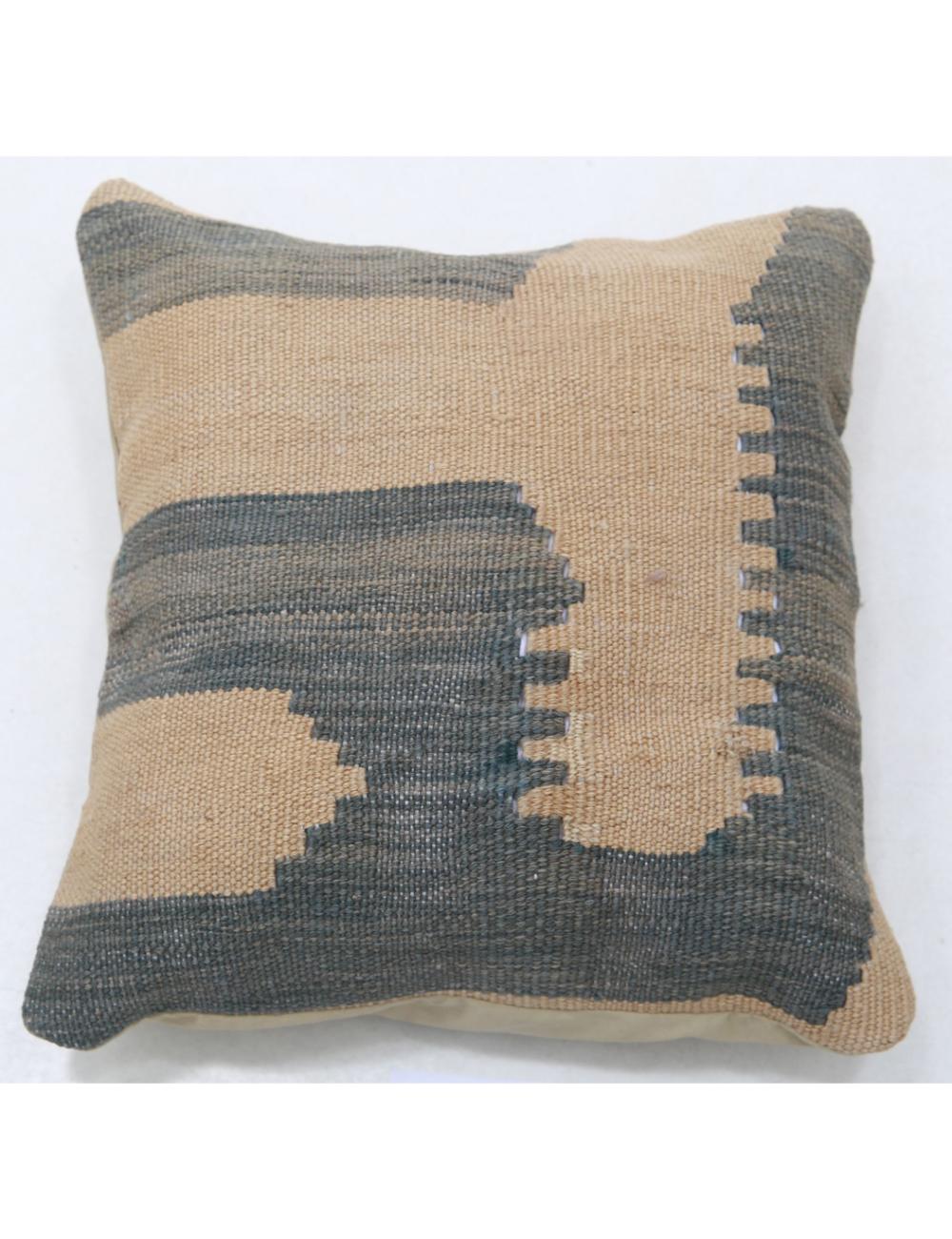 Pillows 1' 5" X 1' 5" Hand-Woven Wool Pillow 1' 5" X 1' 5" (43 X 43) / Multi / Multi