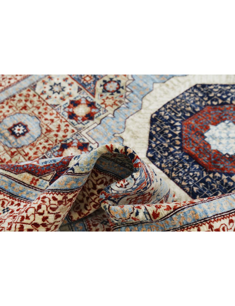 Mamluk 4' 11" X 6' 9" Hand-Knotted Wool Rug 4' 11" X 6' 9" (150 X 206) / Beige / Red