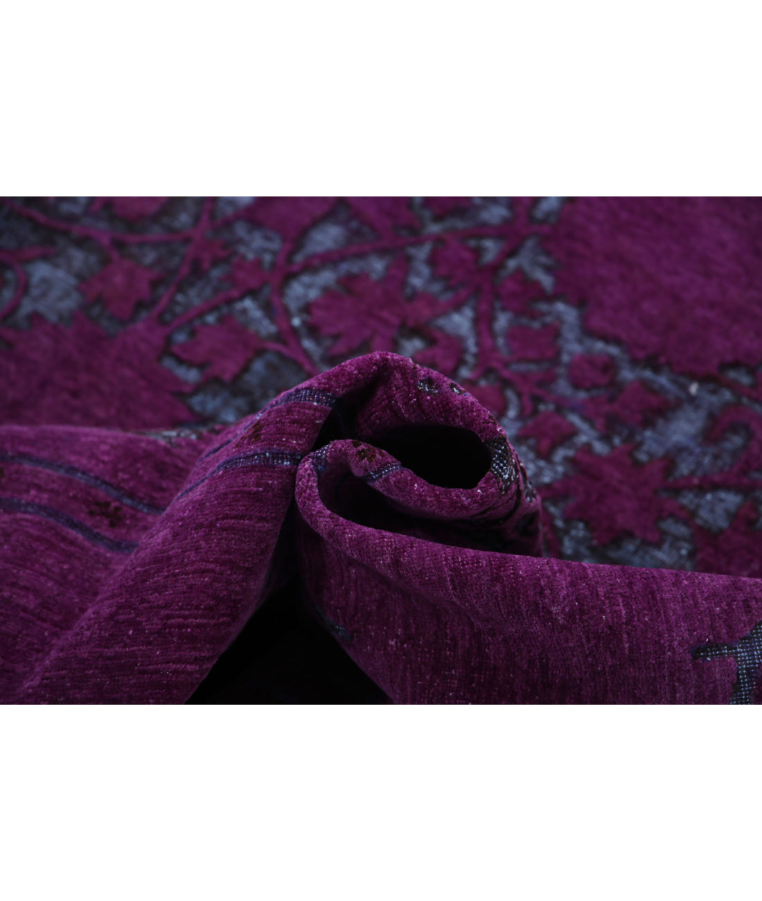 Onyx 7'10'' X 9'5'' Hand-Knotted Wool Rug 7'10'' x 9'5'' (235 X 283) / Purple / Purple