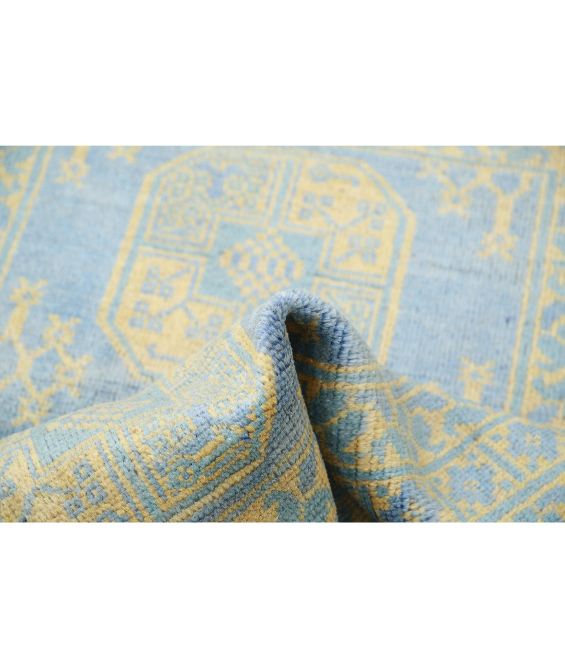 Revival 3'5'' X 4'8'' Hand-Knotted Wool Rug 3'5'' x 4'8'' (103 X 140) / Blue / Gold