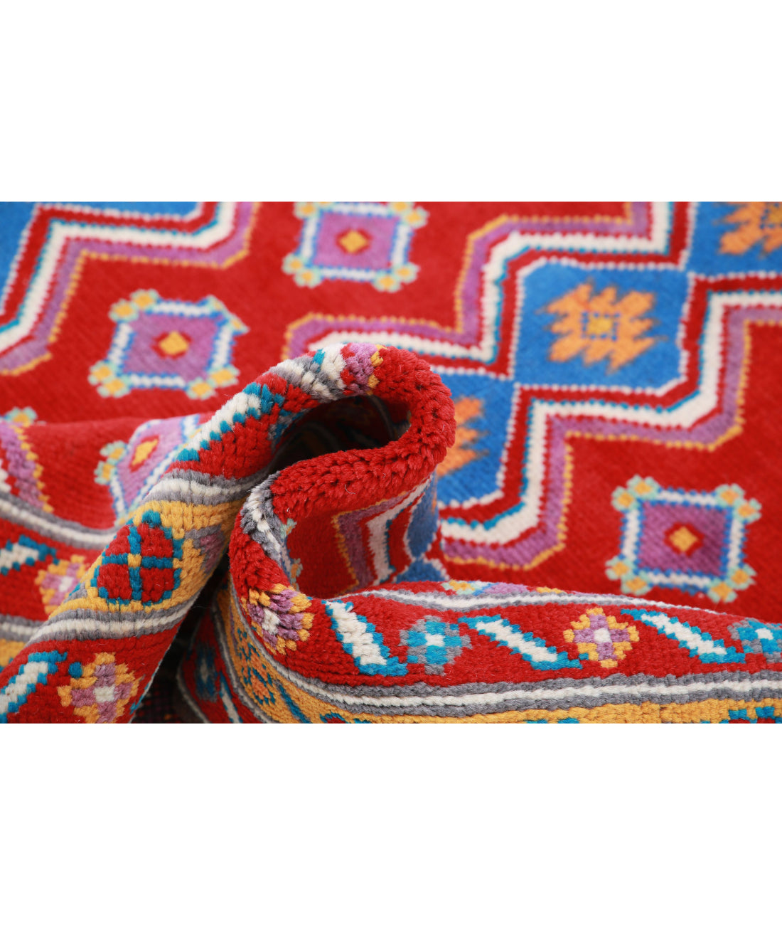 Revival 5'2'' X 6'6'' Hand-Knotted Wool Rug 5'2'' x 6'6'' (155 X 195) / Red / Gold