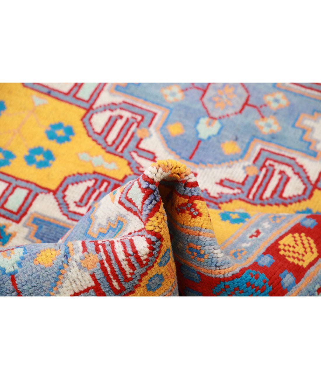 Revival 3'11'' X 5'6'' Hand-Knotted Wool Rug 3'11'' x 5'6'' (118 X 165) / Gold / Red