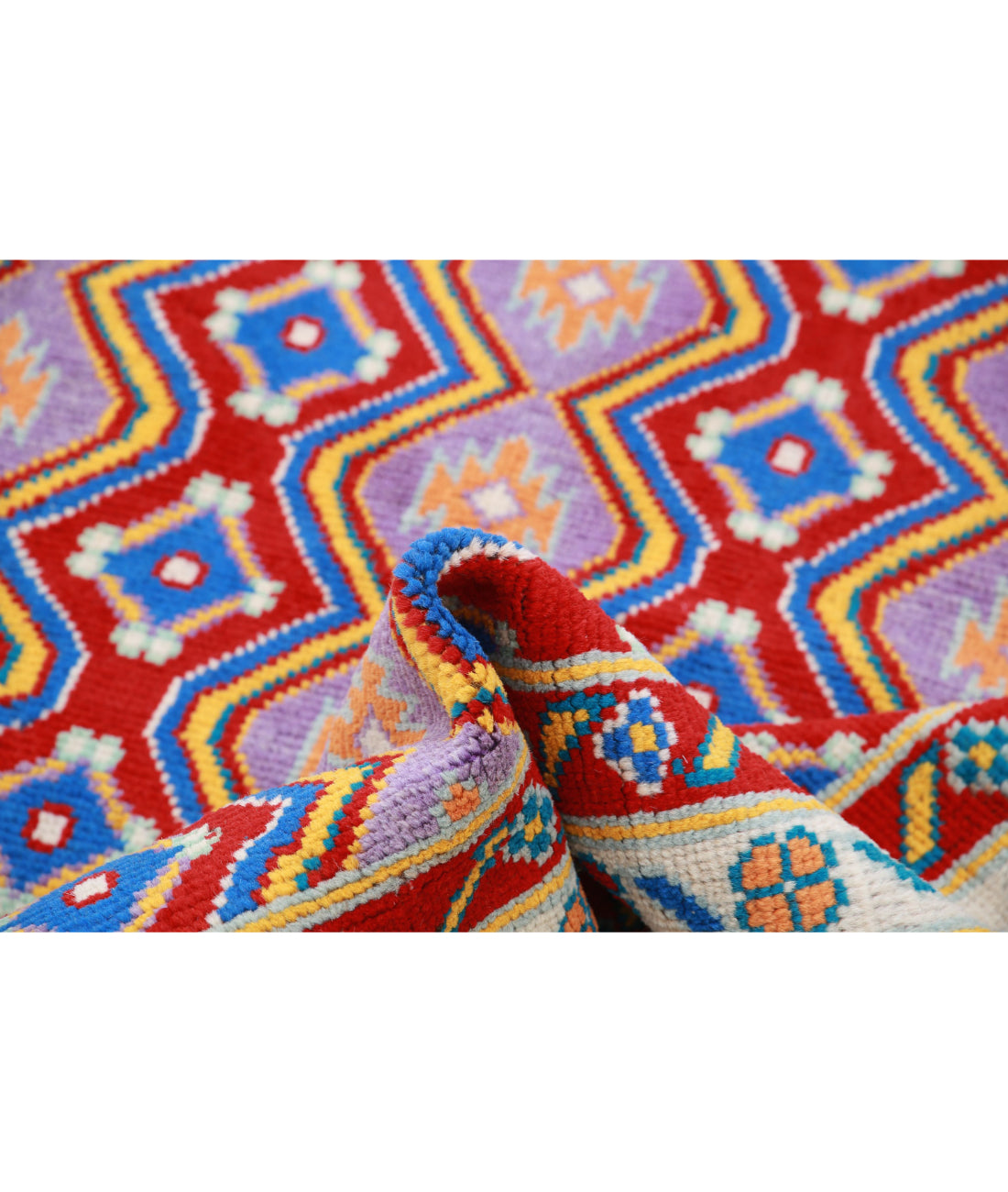 Revival 4'9'' X 6'6'' Hand-Knotted Wool Rug 4'9'' x 6'6'' (143 X 195) / Red / Ivory