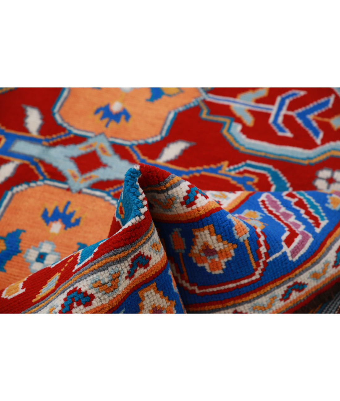 Revival 5'6'' X 7'9'' Hand-Knotted Wool Rug 5'6'' x 7'9'' (165 X 233) / Red / Blue