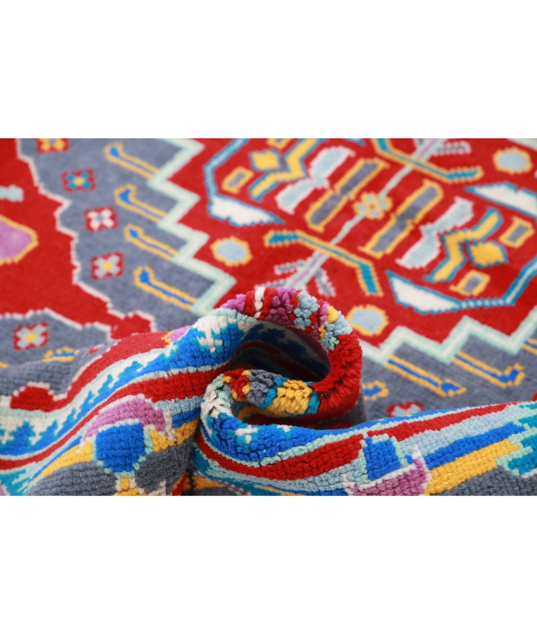 Revival 5'7'' X 7'9'' Hand-Knotted Wool Rug 5'7'' x 7'9'' (168 X 233) / Red / Grey