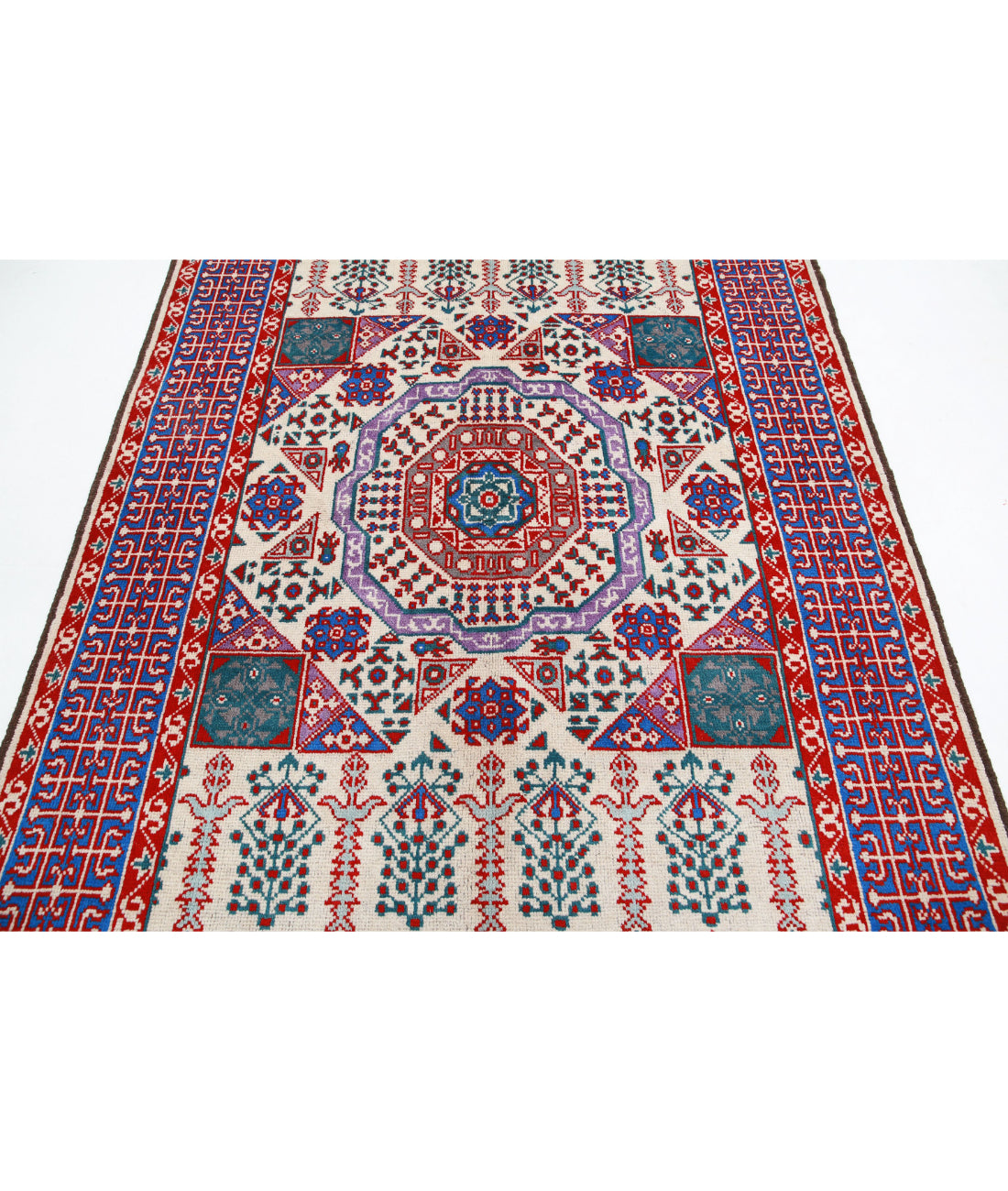 Revival 5'6'' X 8'0'' Hand-Knotted Wool Rug 5'6'' x 8'0'' (165 X 240) / Ivory / Blue
