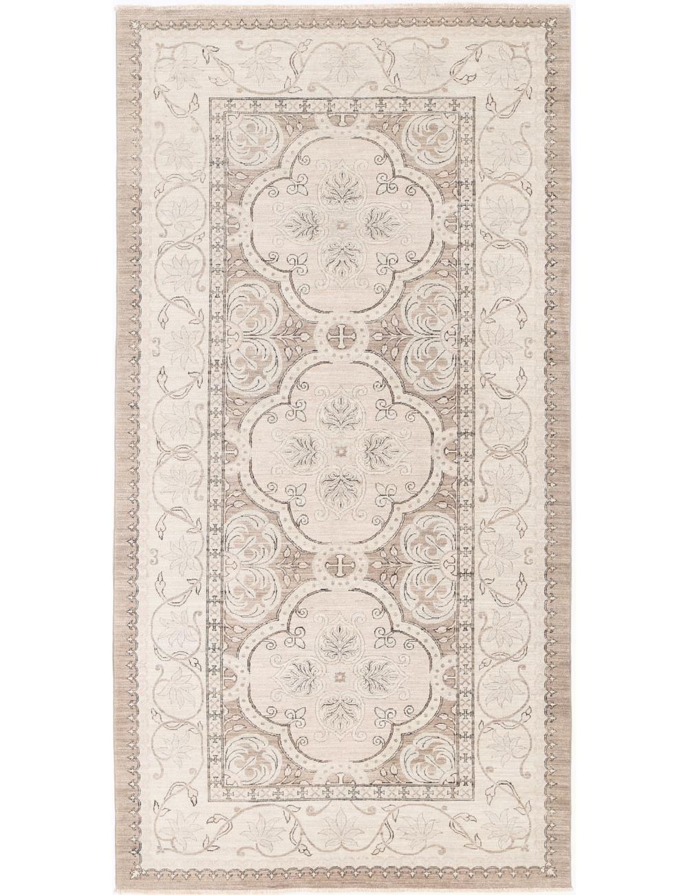 Serenity 5' 3" X 10' 3" Hand-Knotted Wool Rug 5' 3" X 10' 3" (160 X 312) / Taupe / Ivory