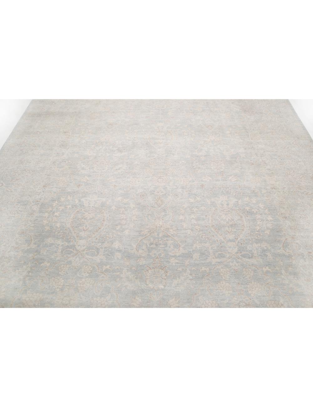 Serenity 7' 10" X 10' 0" Hand-Knotted Wool Rug 7' 10" X 10' 0" (239 X 305) / Grey / Ivory