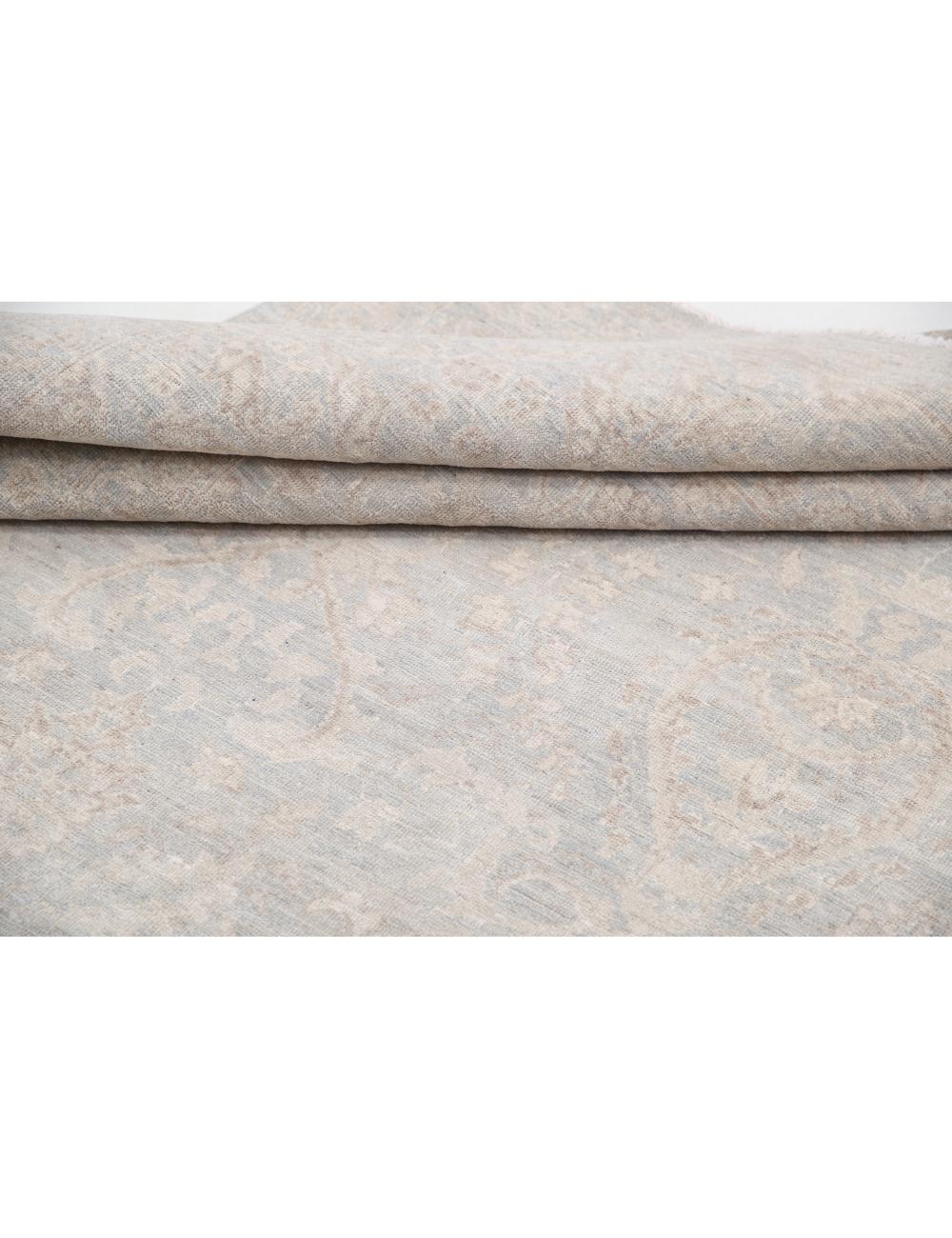 Serenity 7' 10" X 10' 0" Hand-Knotted Wool Rug 7' 10" X 10' 0" (239 X 305) / Grey / Ivory