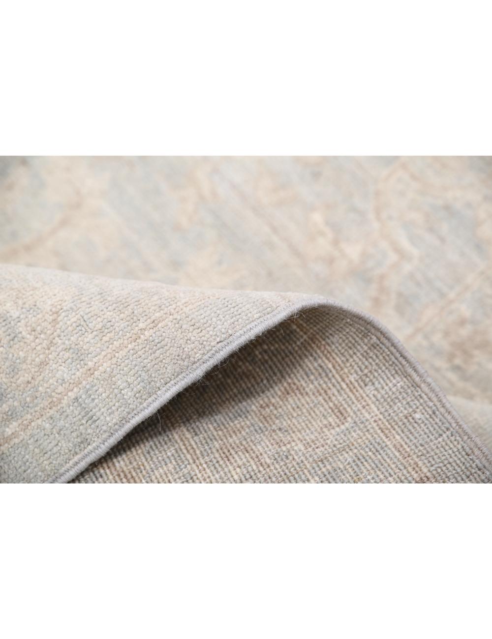 Serenity 7' 10" X 10' 0" Hand-Knotted Wool Rug 7' 10" X 10' 0" (239 X 305) / Grey / Ivory